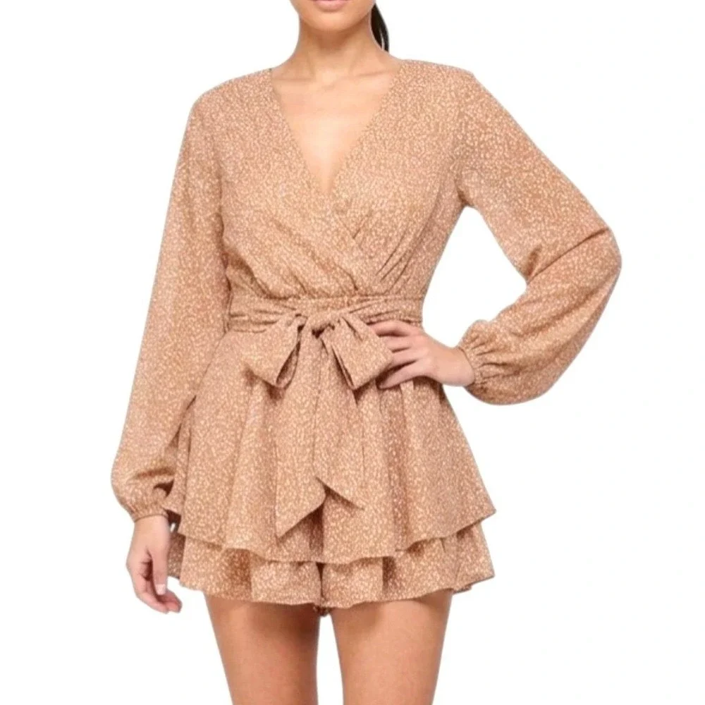 Japna Women Small Tan Animal Print Long Sleeve‎ V Neck Tiered Ruffle Mini Romper